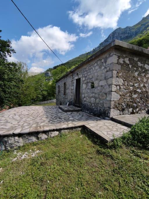 Nature Escape Montenegro コトル エクステリア 写真